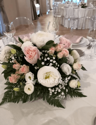 Composizione con rose