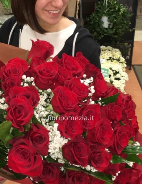 Bouquet di Rose Rosse a gambo corto